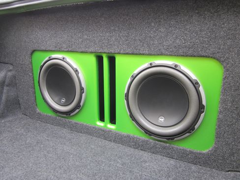 Used 2011 Dodge Challenger SRT8 w/ Green w/Envy Group image 8