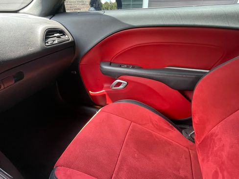 Used 2015 Dodge Challenger R/T Plus RWD image 13