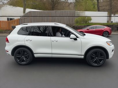 Used 2014 Volkswagen Touareg Sport