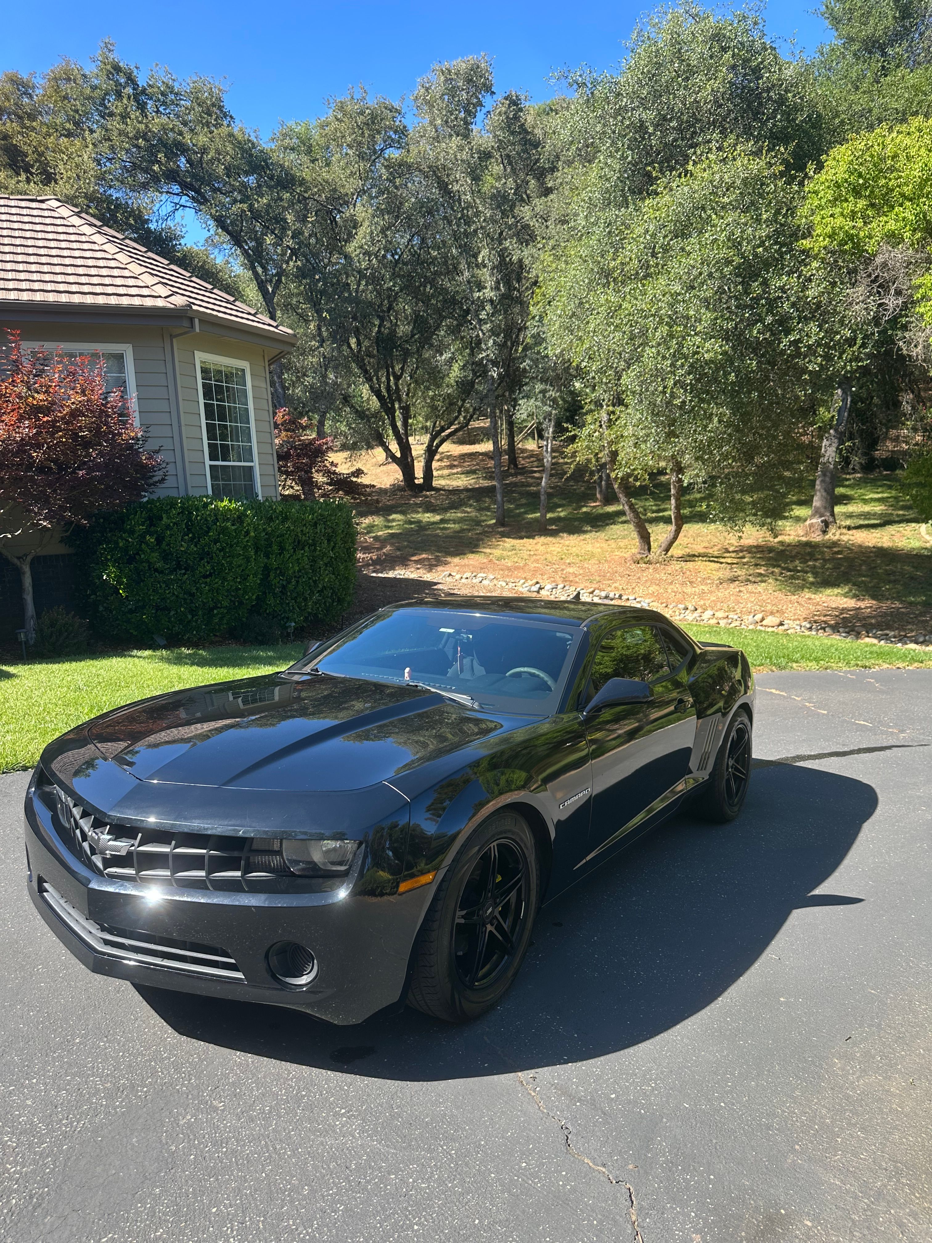 Used 2013 Chevrolet Camaro LS RWD image 8