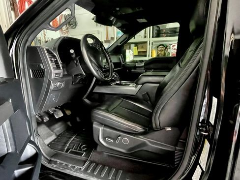 Used 2017 Ford F150 XLT w/ Equipment Group 302A Luxury image 16