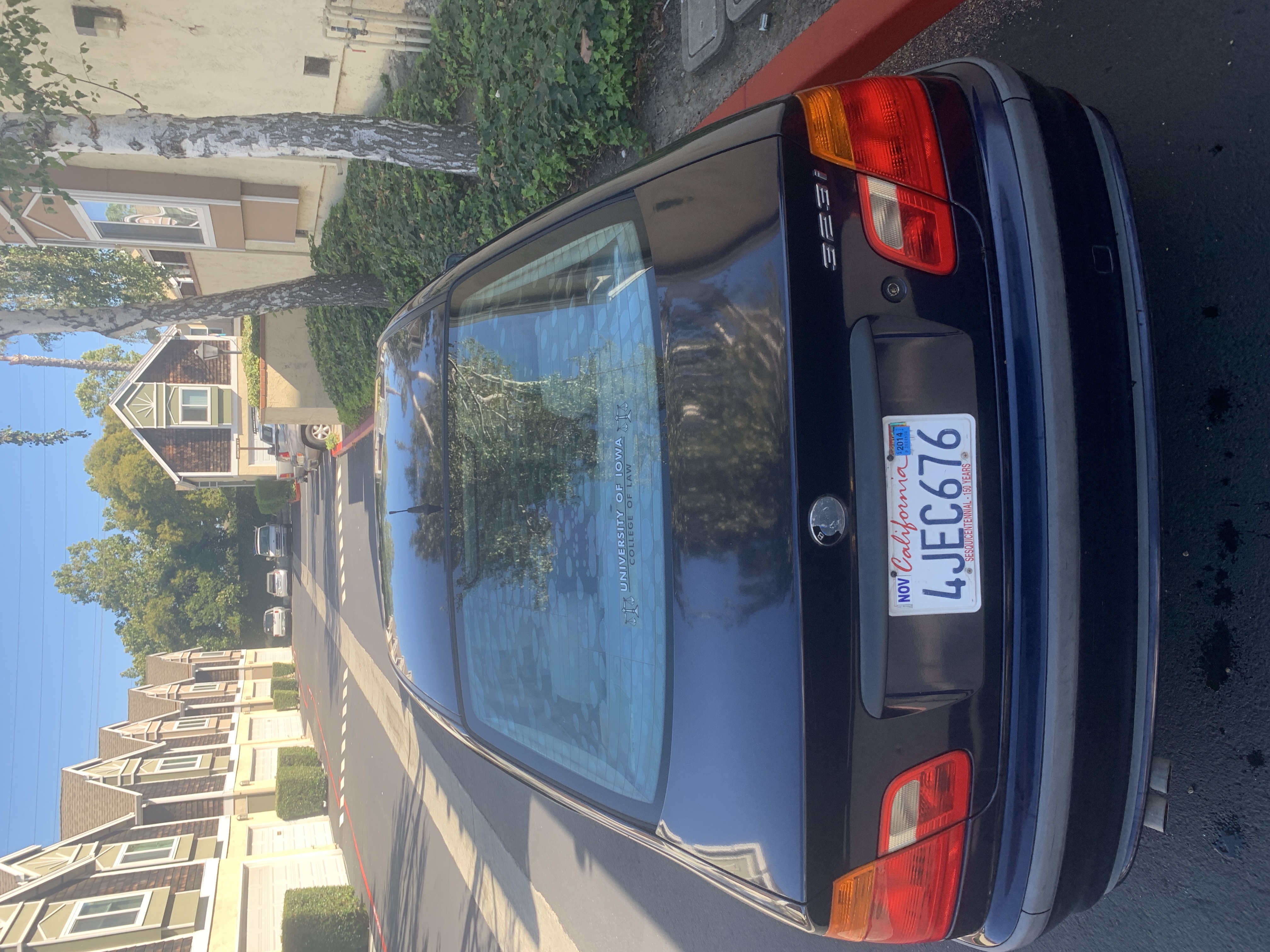 Used 2000 BMW 323i Sedan RWD image 1