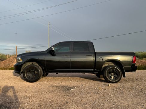 Used 2015 RAM 1500 Express image 5