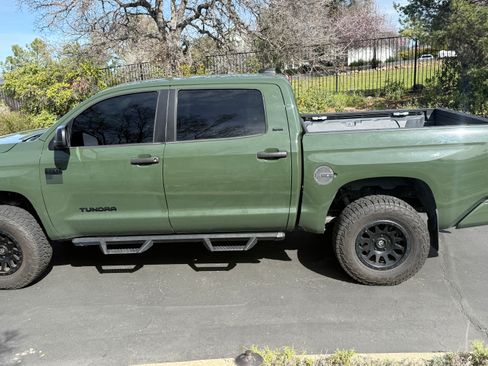 Used 2021 Toyota Tundra SR5 w/ Trail Edition image 6