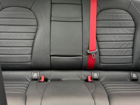 Used 2018 Mercedes-Benz GLC 43 AMG 4MATIC image 21