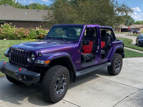 Used 2023 Jeep Wrangler Unlimited Rubicon w/ Safety Group AWD/4WD image 5