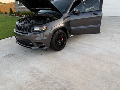 Used 2017 Jeep Grand Cherokee SRT w/ Trailer Tow Group IV AWD/4WD image 1