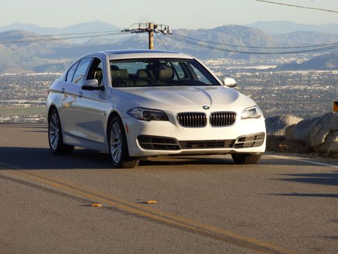 Used 2014 BMW 535i xDrive Sedan image 8
