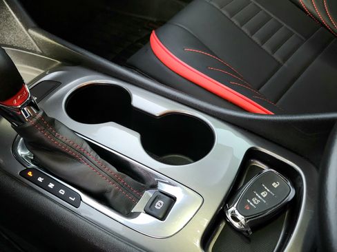 Used 2023 Chevrolet Malibu RS image 9