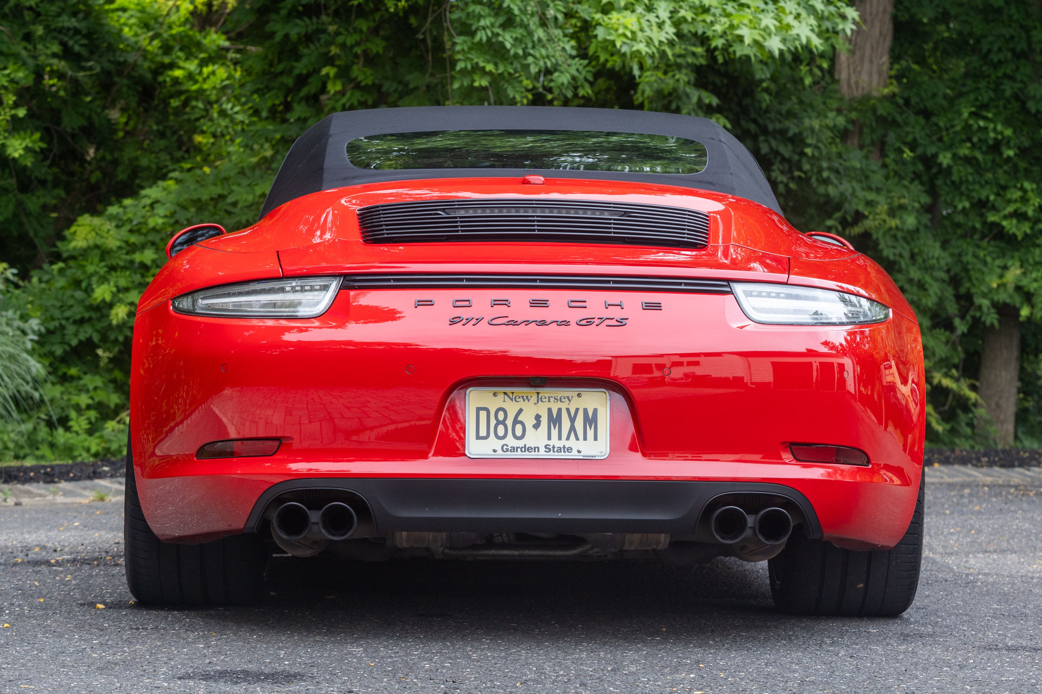 Used 2016 Porsche 911 Carrera GTS RWD image 13