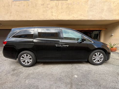 Used 2016 Honda Odyssey EX-L image 5