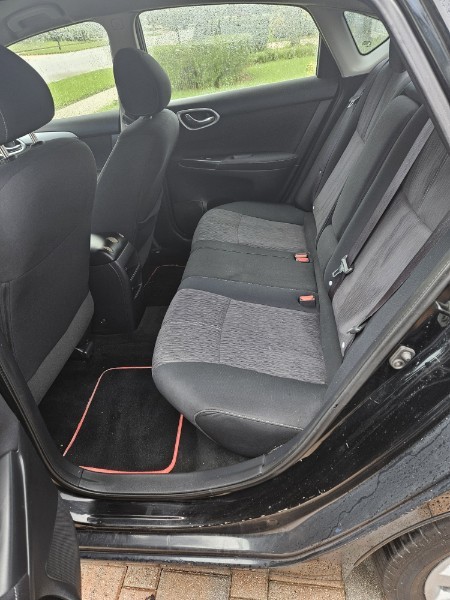 Used 2014 Nissan Sentra SV FWD image 2