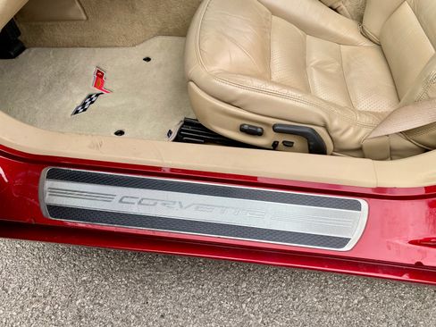 Used 2009 Chevrolet Corvette Convertible w/ Preferred Equipment Group image 15