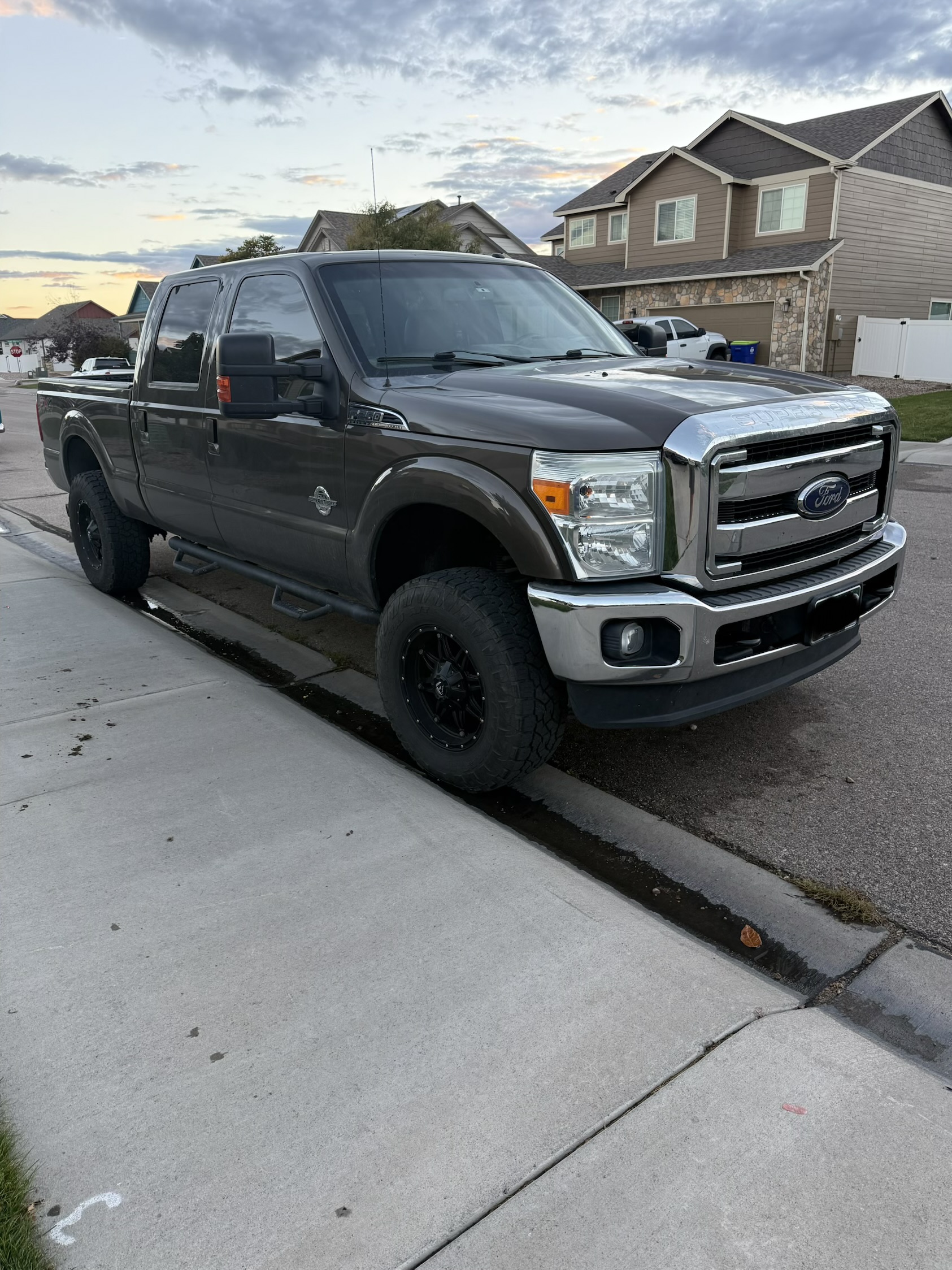 Used 2016 Ford F250 Lariat w/ Lariat Ultimate Package AWD/4WD image 1