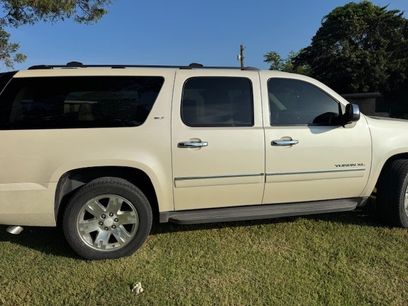 Used 2013 GMC Yukon XL SLT w/ Regional Value Package