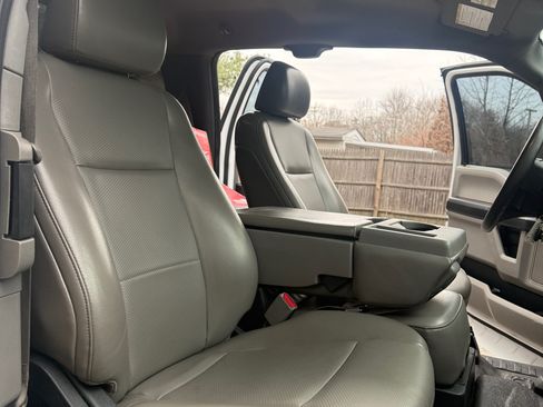 Used 2017 Ford F350 XL w/ Power Equipment Group image 28