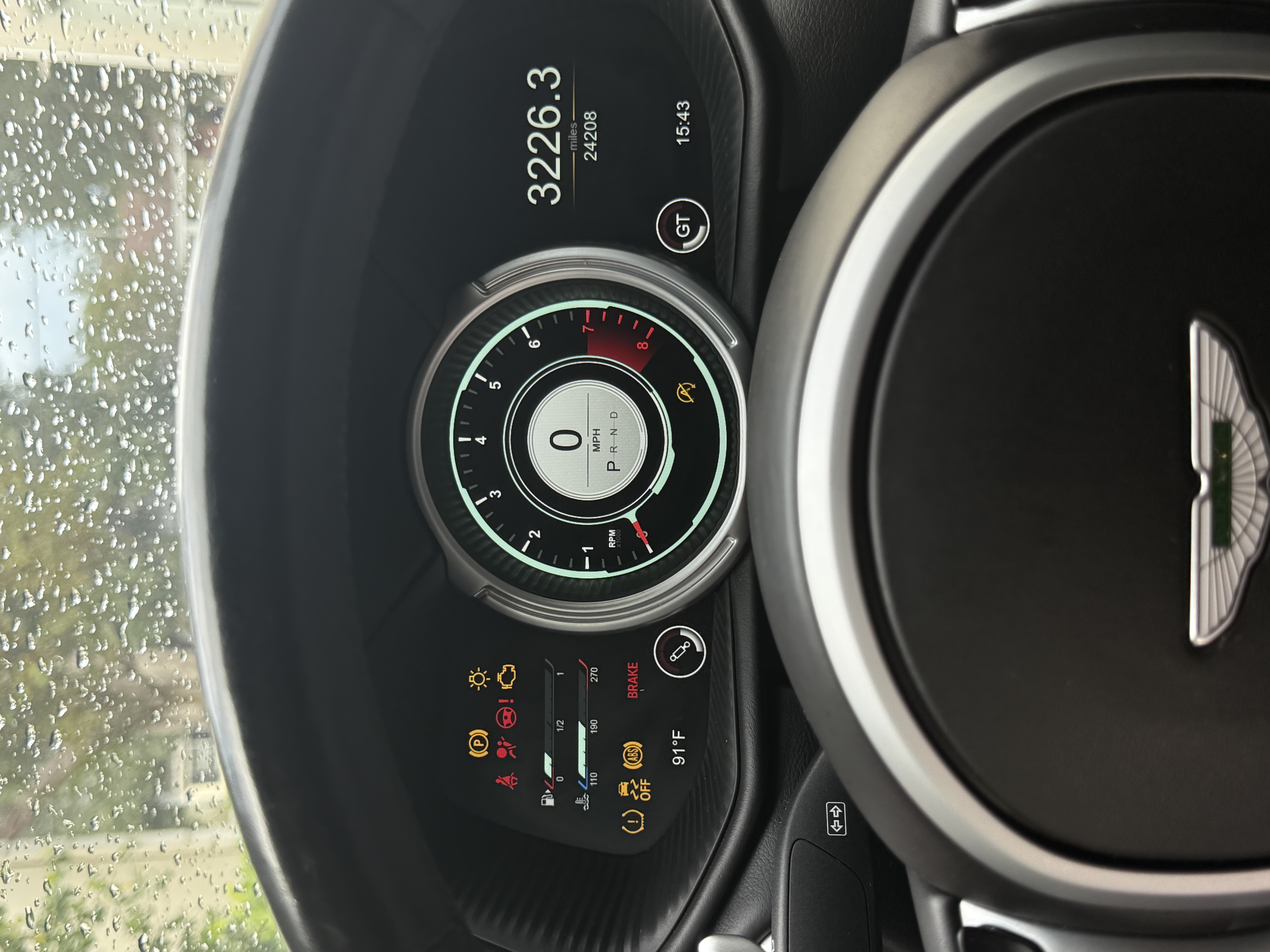 Used 2020 Aston Martin DB11 Volante RWD image 4