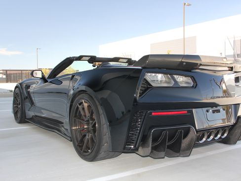 Used 2017 Chevrolet Corvette Z06 image 4