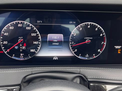 Used 2019 Mercedes-Benz S 560 Sedan image 10