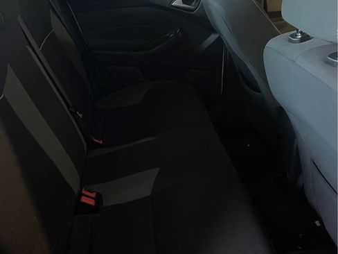 Used 2014 Ford Focus SE image 10
