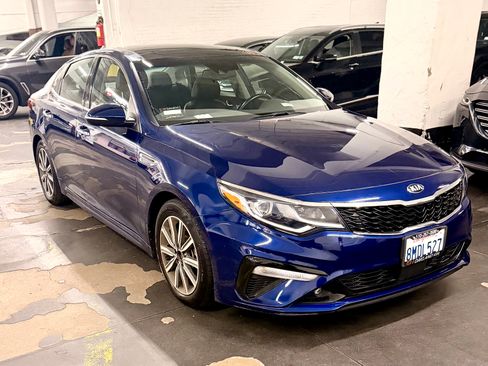 Used 2019 Kia Optima EX w/ EX Premium Package FWD image 1