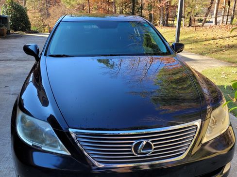 Used 2008 Lexus LS 460 image 4