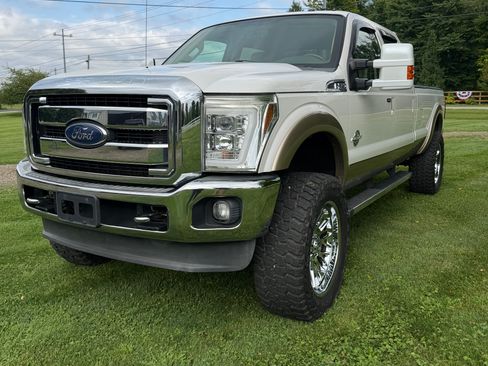 Used 2013 Ford F350 Lariat w/ Chrome Pkg AWD/4WD image 2