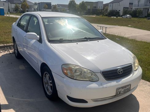 Used 2006 Toyota Corolla LE image 2
