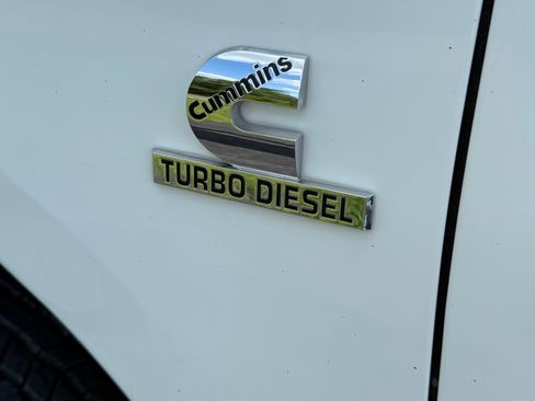 Used 2010 Dodge Ram 2500 Truck SLT w/ Big Horn Regional Pkg image 9