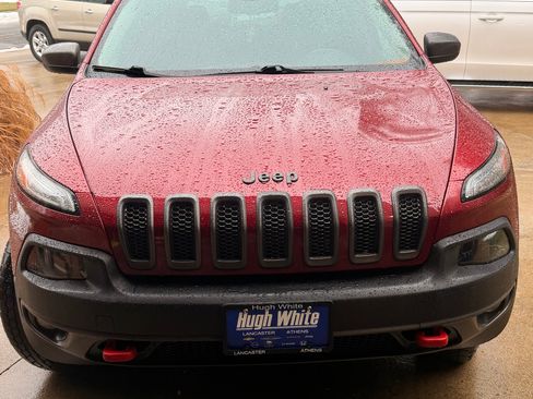 Used 2015 Jeep Cherokee Trailhawk w/ Comfort/Convenience Group image 2