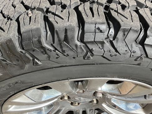 Used 2013 RAM 1500 Limited image 26