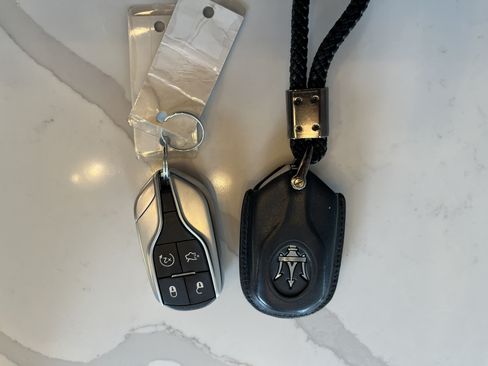 Used 2019 Maserati Ghibli RWD image 19