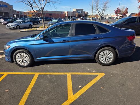 Used 2020 Volkswagen Jetta S w/ Driver Assistance Package image 2