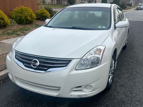 Used 2010 Nissan Altima 2.5 S image 4