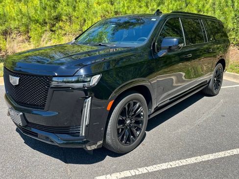 Used 2021 Cadillac Escalade ESV Sport Platinum w/ LPO, ONYX Package AWD/4WD image 4