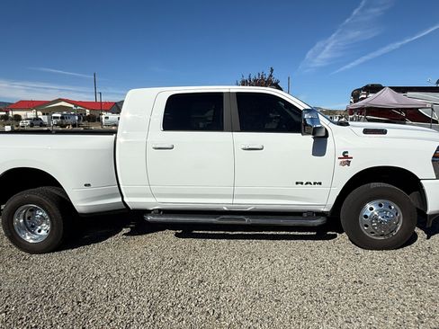 Used 2025 RAM 3500 Laramie image 5