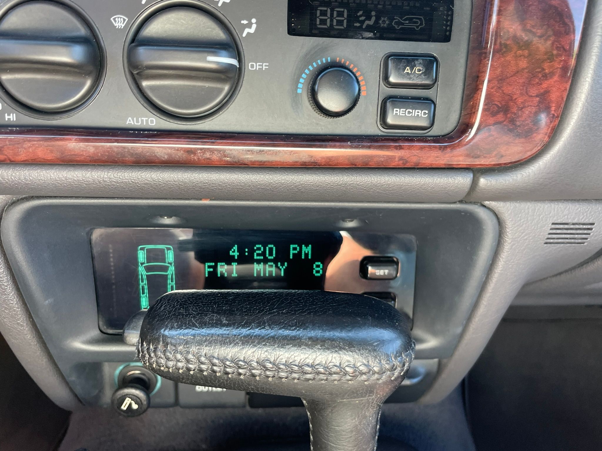 Used 1998 Jeep Grand Cherokee Limited AWD/4WD image 26
