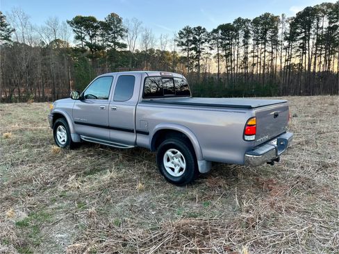 Used 2001 Toyota Tundra Limited image 9