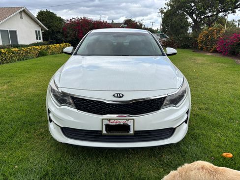 Used 2016 Kia Optima LX FWD image 2