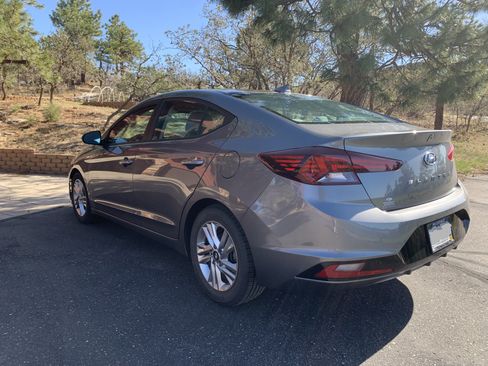 Used 2020 Hyundai Elantra SEL FWD image 6