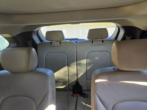 Used 2015 Hyundai Santa Fe Limited w/ Option Group 04 image 9