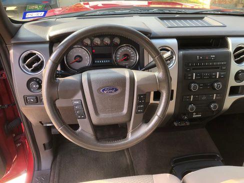 Used 2010 Ford F150 XLT image 16
