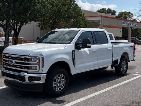 Used 2026 Ford F250 Lariat w/ FX4 Off-Road Package AWD/4WD image 1