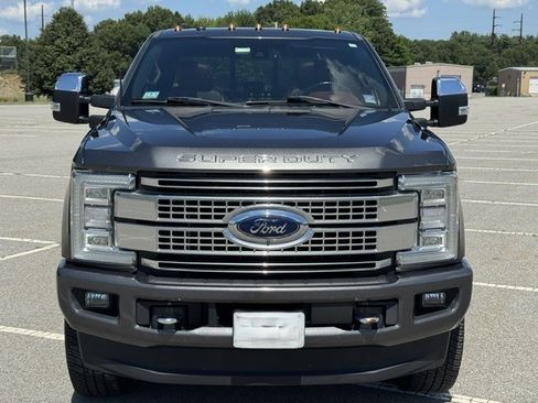 Used 2018 Ford F350 Platinum AWD/4WD image 2