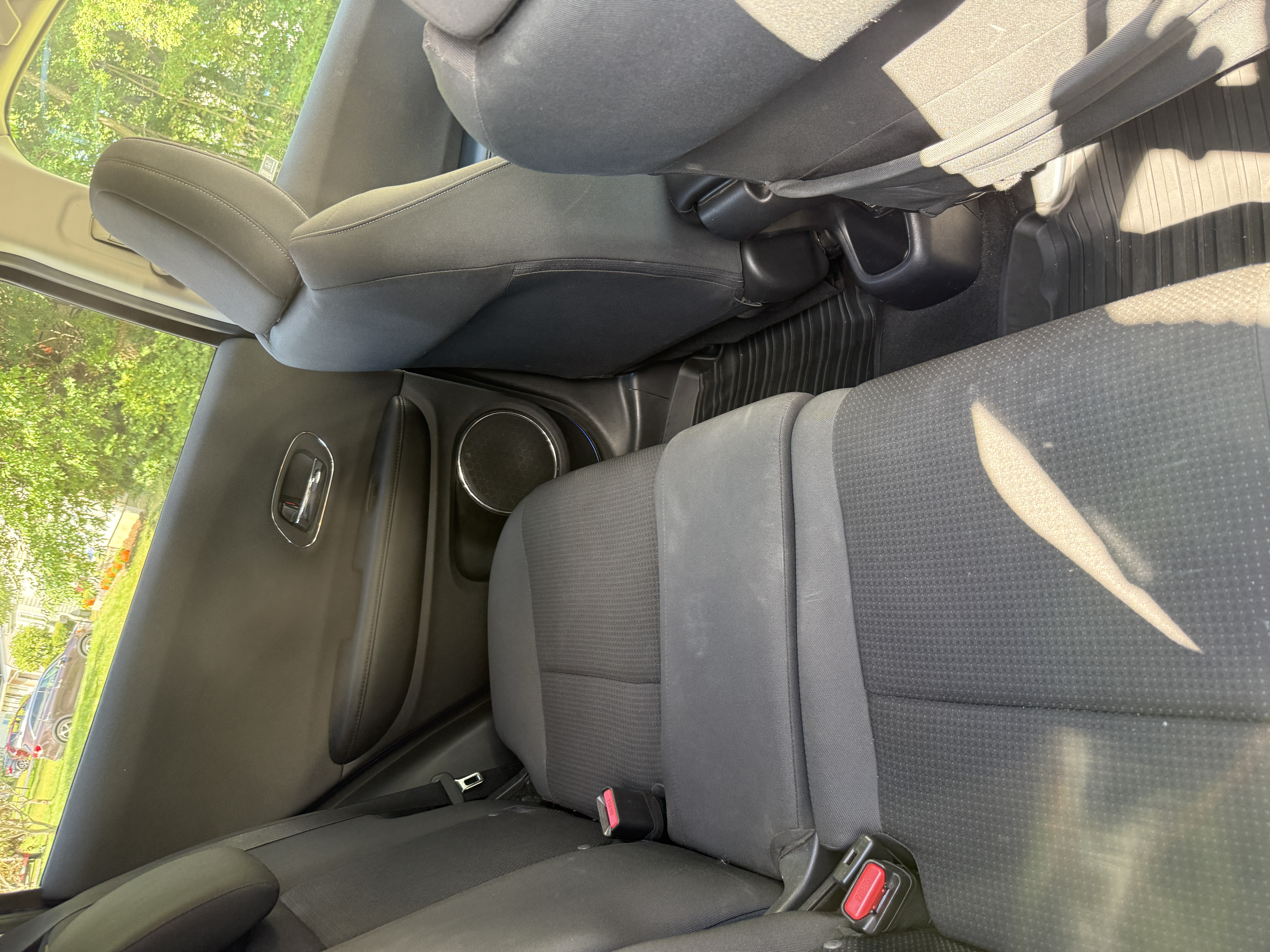 Used 2019 Honda HR-V EX image 9