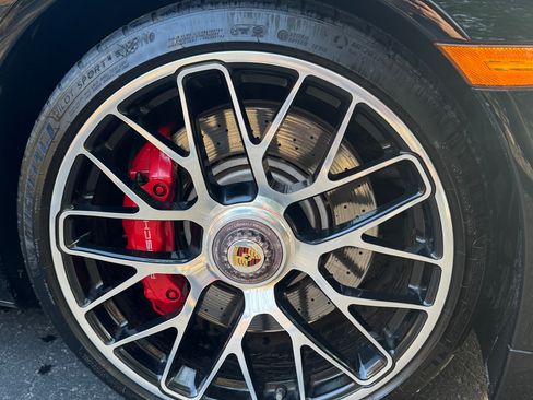 Used 2014 Porsche 911 Turbo image 9