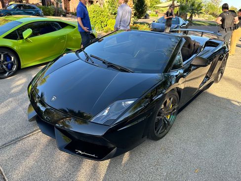Used 2012 Lamborghini Gallardo LP 570-4 Performante AWD/4WD image 2