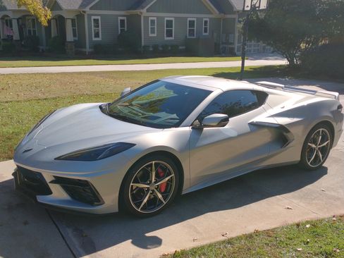 Used 2021 Chevrolet Corvette Stingray Preferred Cpe w/ Z51 Performance Package image 1