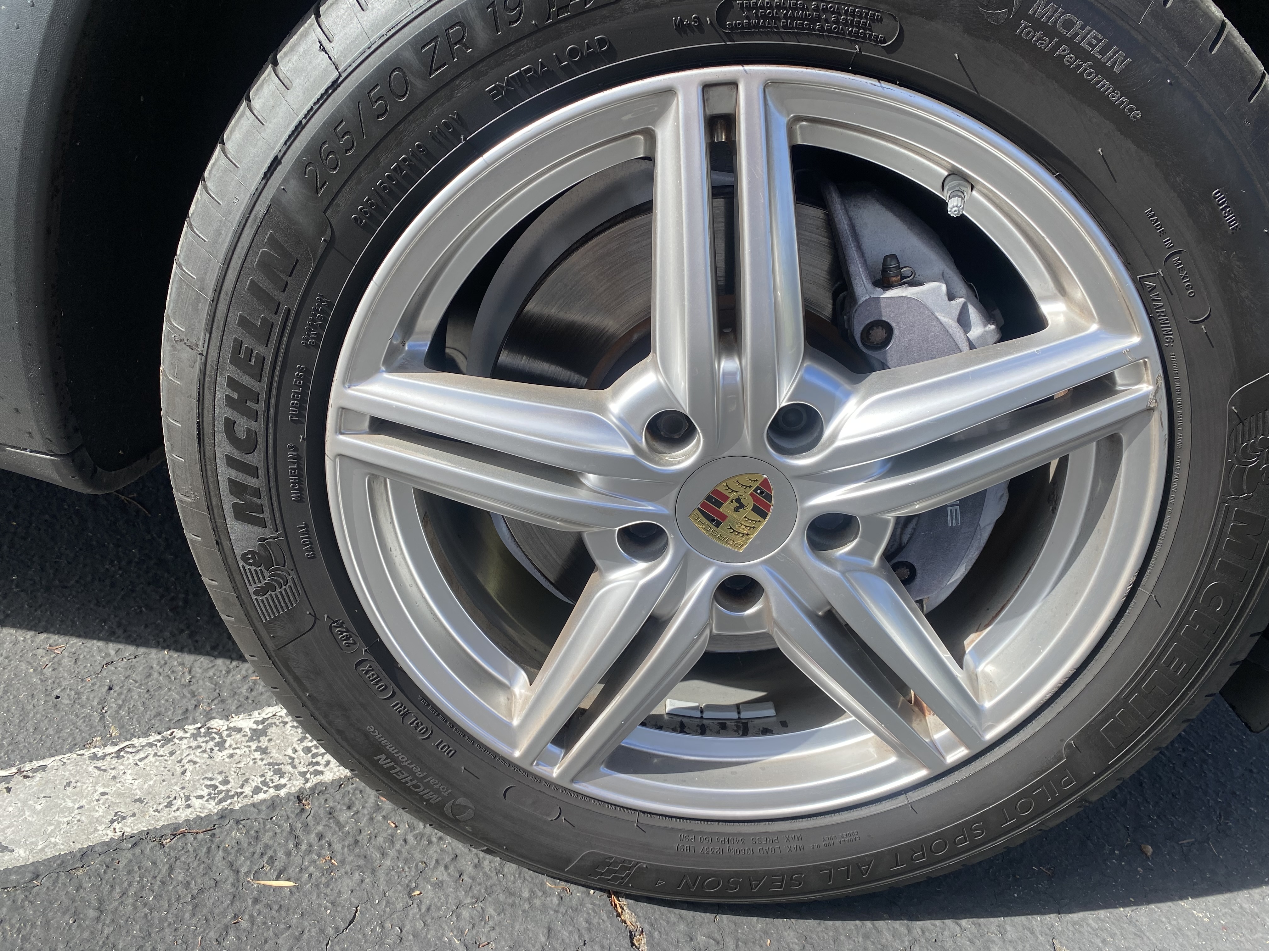 Used 2014 Porsche Cayenne AWD/4WD image 27