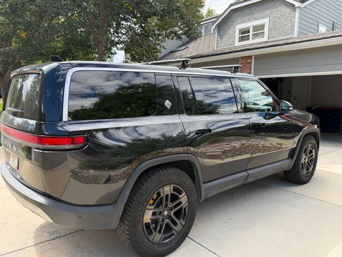 Used 2023 Rivian R1S Adventure Quad AWD/4WD image 8